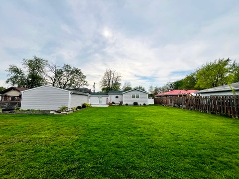 Tiny photo for 8605 Leclaire Avenue, Burbank, IL 60459 (MLS # 12745648)