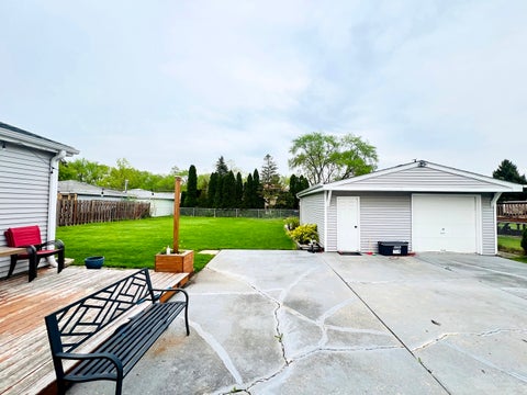 Tiny photo for 8605 Leclaire Avenue, Burbank, IL 60459 (MLS # 12745648)