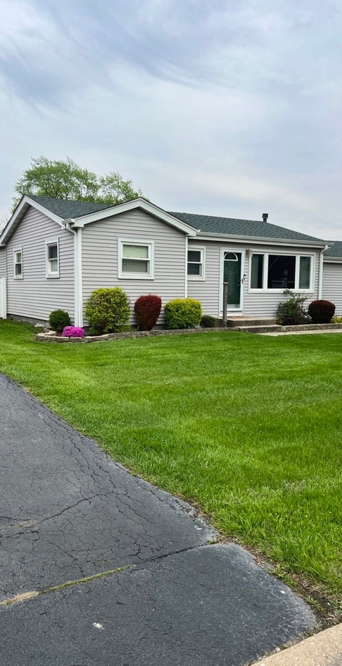Tiny photo for 8605 Leclaire Avenue, Burbank, IL 60459 (MLS # 12745648)
