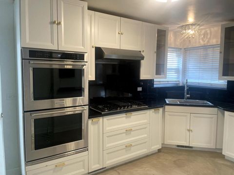 Tiny photo for 3853 W 83rd Place, Chicago, IL 60652 (MLS # 12452381)