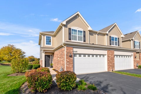 Photo of 2101 Pembridge Lane, Joliet, IL 60431 (MLS # 12794738)