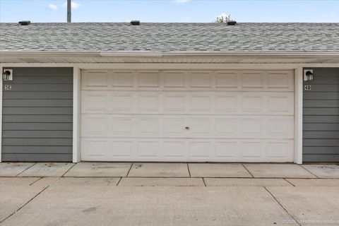 Tiny photo for 2550 W 112th Street #D, Chicago, IL 60655 (MLS # 12626950)