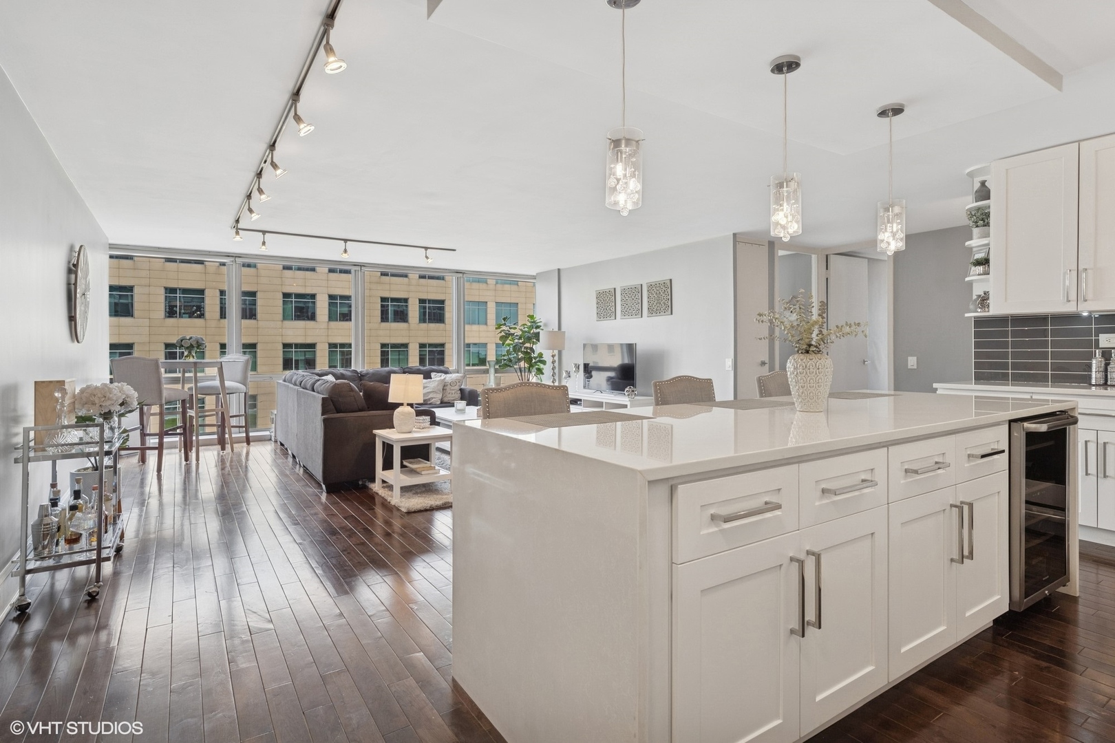 340 W Diversey Parkway 1020