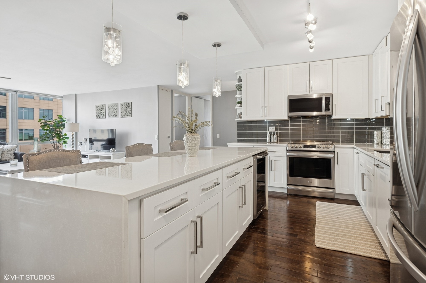 340 W Diversey Parkway 1020