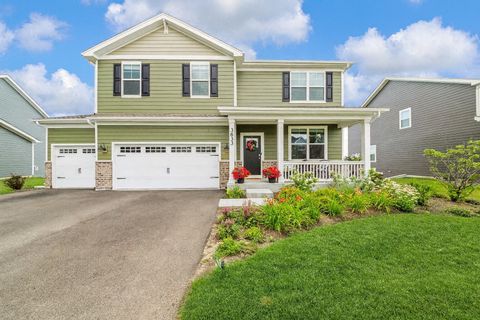 Photo of 3633 Ancient Oak Drive, Elgin, IL 60124 (MLS # 12388740)