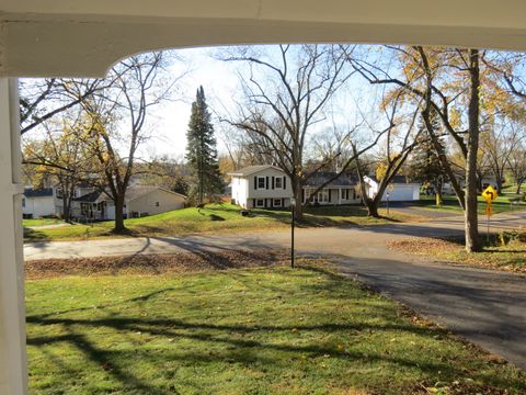 A home in Glen Ellyn