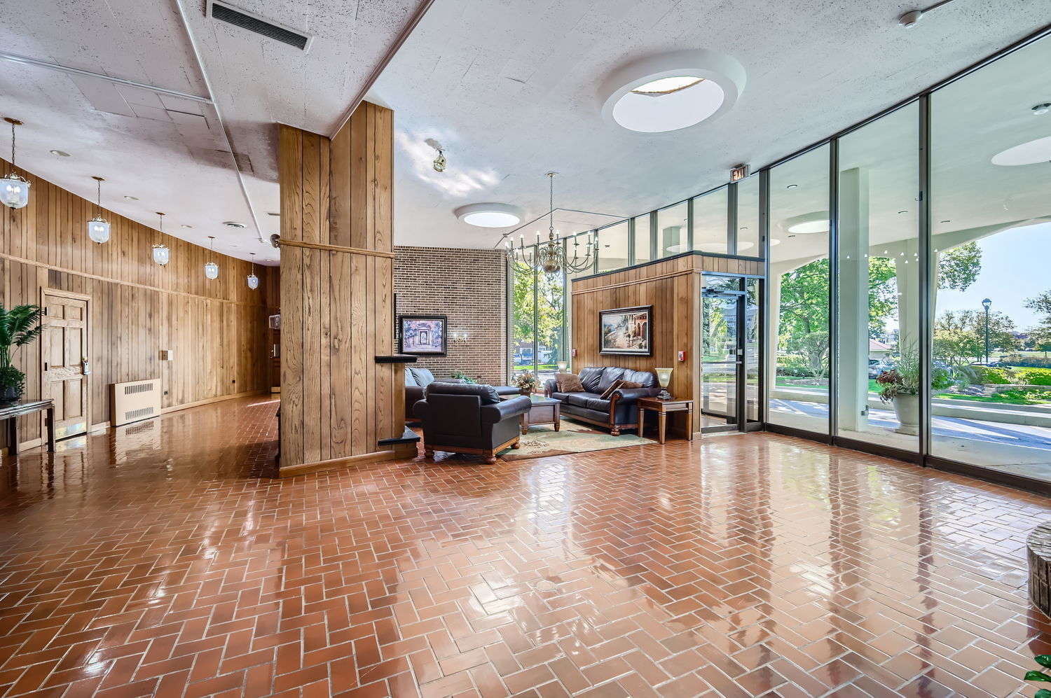 20 N Tower Road 12M
