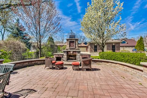 A home in Park Ridge