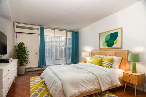 Tiny photo for 300 N State Street #5620, Chicago, IL 60654 (MLS # 12476735)