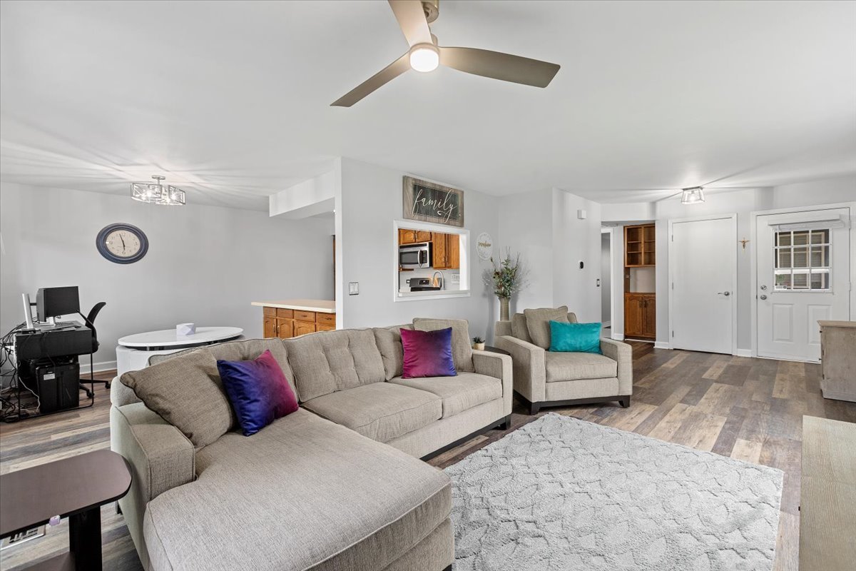 1801 Pebble Beach Circle 1