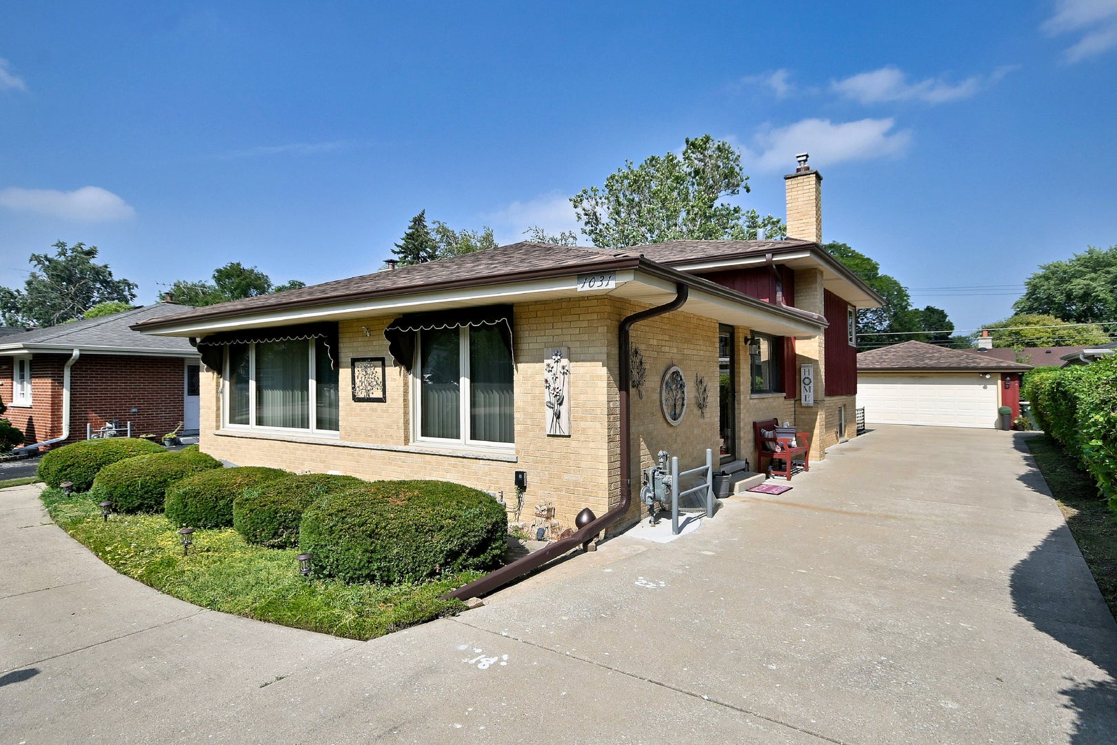 1031 S Belmont Avenue