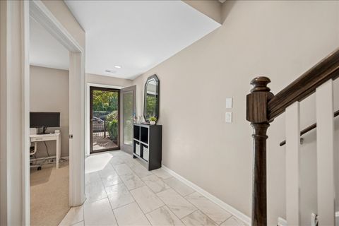 Tiny photo for 634 W Oak Street, Chicago, IL 60610 (MLS # 12503666)