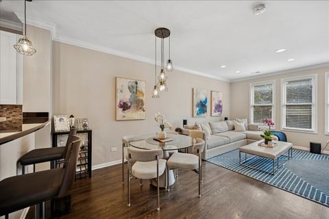 Tiny photo for 634 W Oak Street, Chicago, IL 60610 (MLS # 12503666)