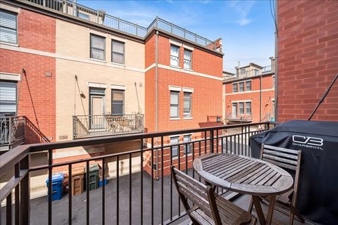 Tiny photo for 634 W Oak Street, Chicago, IL 60610 (MLS # 12503666)