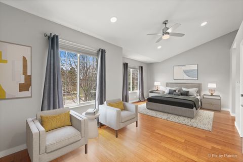 Tiny photo for 350 Windsor Court #B, South Elgin, IL 60177 (MLS # 12596088)