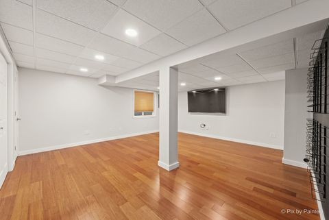 Tiny photo for 350 Windsor Court #B, South Elgin, IL 60177 (MLS # 12596088)