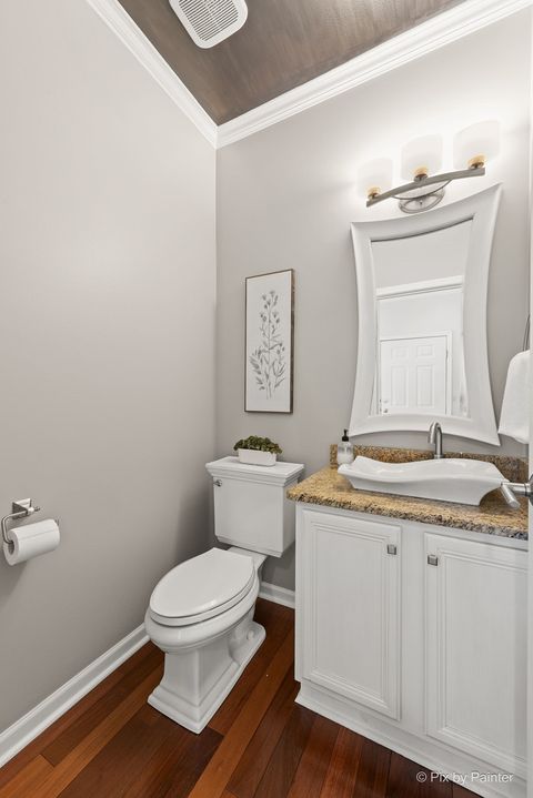 Tiny photo for 350 Windsor Court #B, South Elgin, IL 60177 (MLS # 12596088)