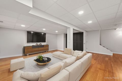 Tiny photo for 350 Windsor Court #B, South Elgin, IL 60177 (MLS # 12596088)