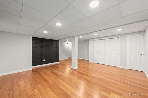 Tiny photo for 350 Windsor Court #B, South Elgin, IL 60177 (MLS # 12596088)