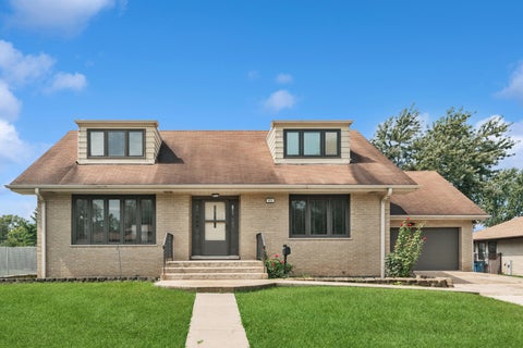 Tiny photo for 822 Bradoc Street, Chicago Heights, IL 60411 (MLS # 12740432)