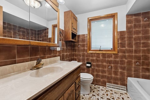 Tiny photo for 822 Bradoc Street, Chicago Heights, IL 60411 (MLS # 12740432)