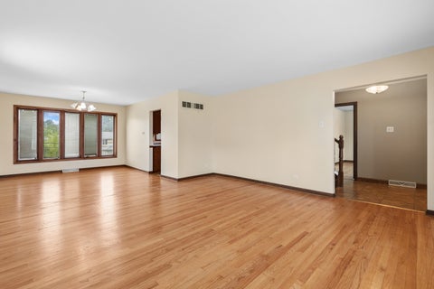 Tiny photo for 822 Bradoc Street, Chicago Heights, IL 60411 (MLS # 12740432)