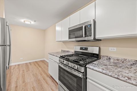 Tiny photo for 21W581 North Avenue #58, Lombard, IL 60148 (MLS # 12535473)