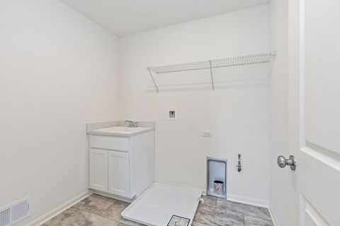 Tiny photo for 32006 Savannah Drive, Lakemoor, IL 60051 (MLS # 12487113)