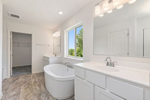 Tiny photo for 32006 Savannah Drive, Lakemoor, IL 60051 (MLS # 12487113)
