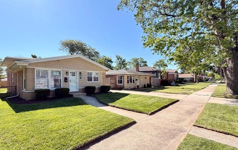 Tiny photo for 14237 Minerva Avenue, Dolton, IL 60419 (MLS # 12668507)