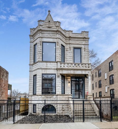 1544 S Sawyer Avenue Chicago IL 60623