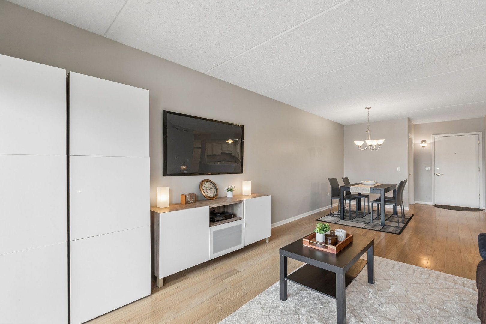 5155 Madison Street 3-208