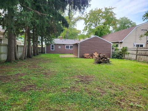Tiny photo for 3811 N Park Street, Westmont, IL 60559 (MLS # 12437153)