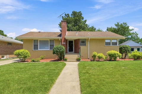 Photo of 10019 S Keeler Avenue, Oak Lawn, IL 60453 (MLS # 12692364)