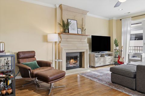 Tiny photo for 2822 N Orchard Street #2, Chicago, IL 60657 (MLS # 12593198)