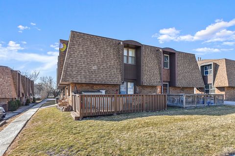 Photo of 12746 S Kenneth Avenue #2F, Alsip, IL 60803 (MLS # 12581505)