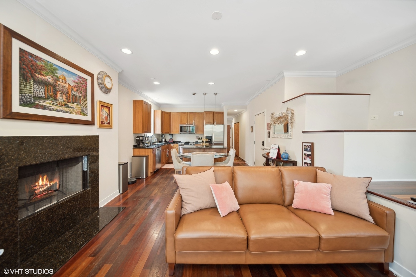 1516 W 19th Street 2