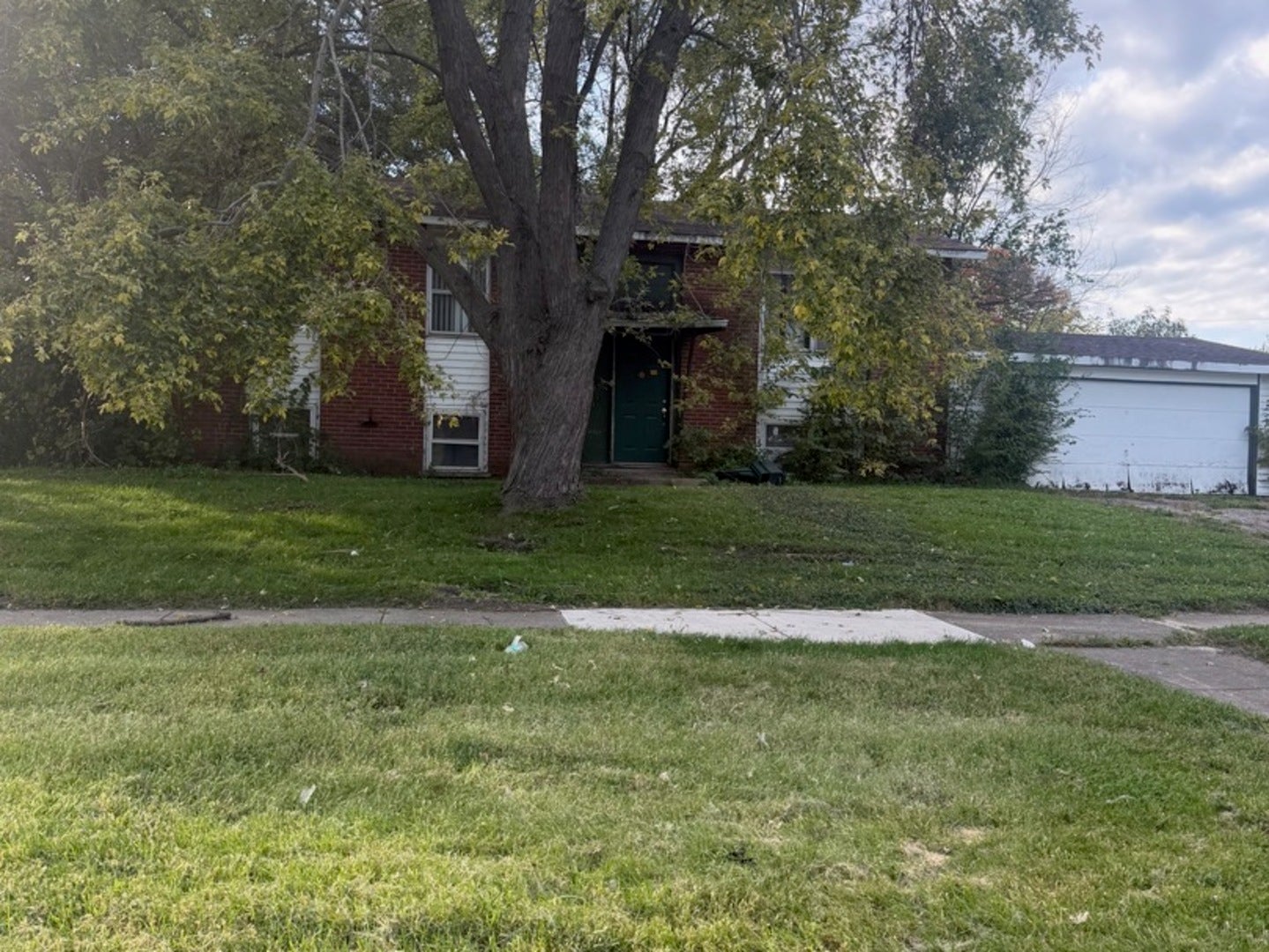 962 Central Avenue