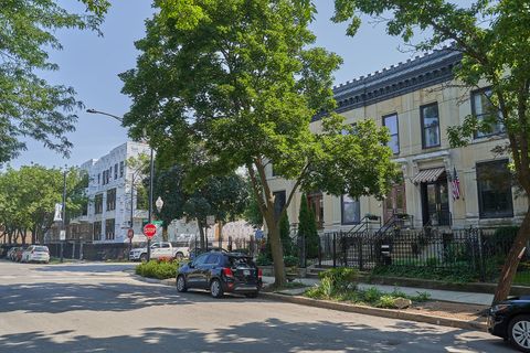 Tiny photo for 3254 S King Dr Avenue, Chicago, IL 60616 (MLS # 12457496)