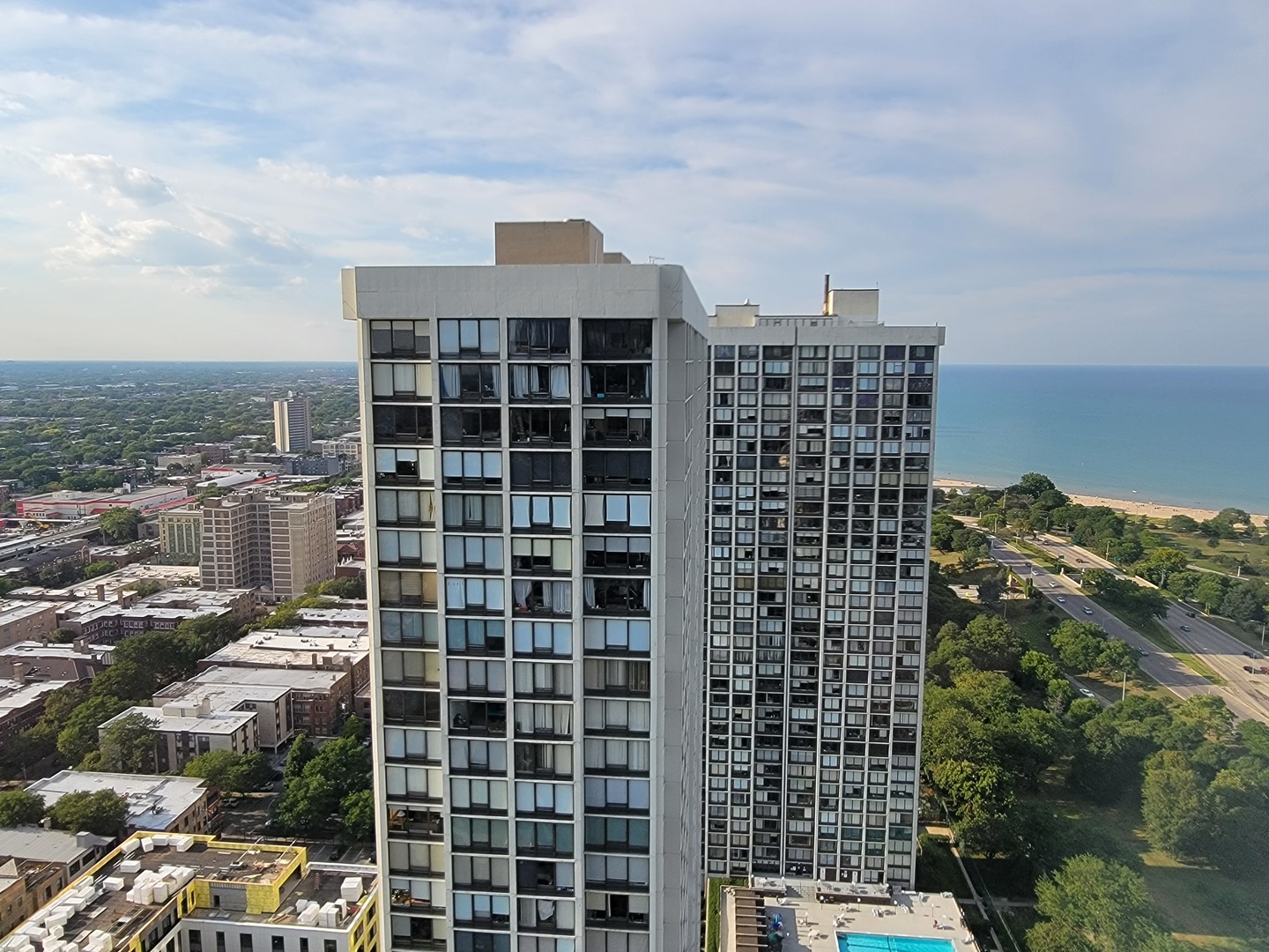 5415 N SHERIDAN Road 3807