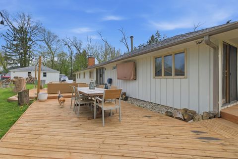 Tiny photo for 25848 W Scott Road, North Barrington, IL 60010 (MLS # 12607994)