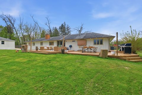 Tiny photo for 25848 W Scott Road, North Barrington, IL 60010 (MLS # 12607994)