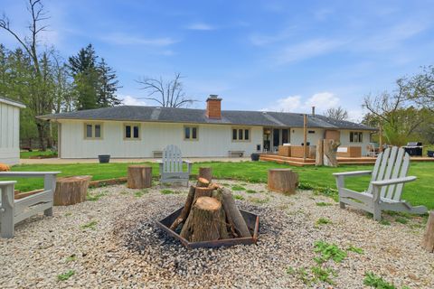 Tiny photo for 25848 W Scott Road, North Barrington, IL 60010 (MLS # 12607994)