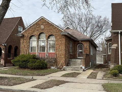 Tiny photo for 8104 S Euclid Avenue, Chicago, IL 60617 (MLS # 12621203)