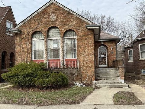 Photo of 8104 S Euclid Avenue, Chicago, IL 60617 (MLS # 12621203)