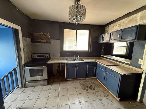 Tiny photo for 8104 S Euclid Avenue, Chicago, IL 60617 (MLS # 12621203)