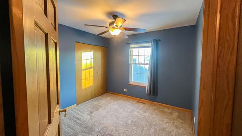 Tiny photo for 2809 Forestview Drive, Carpentersville, IL 60110 (MLS # 12529387)