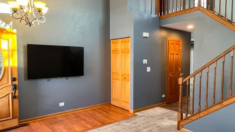 Tiny photo for 2809 Forestview Drive, Carpentersville, IL 60110 (MLS # 12529387)