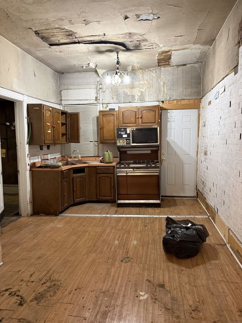 Tiny photo for 7006 S East End Avenue, Chicago, IL 60649 (MLS # 12561409)