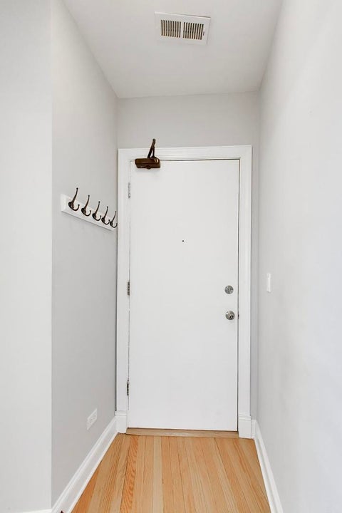 Tiny photo for 6815 N LAKEWOOD Avenue #3N, Chicago, IL 60626 (MLS # 12745376)